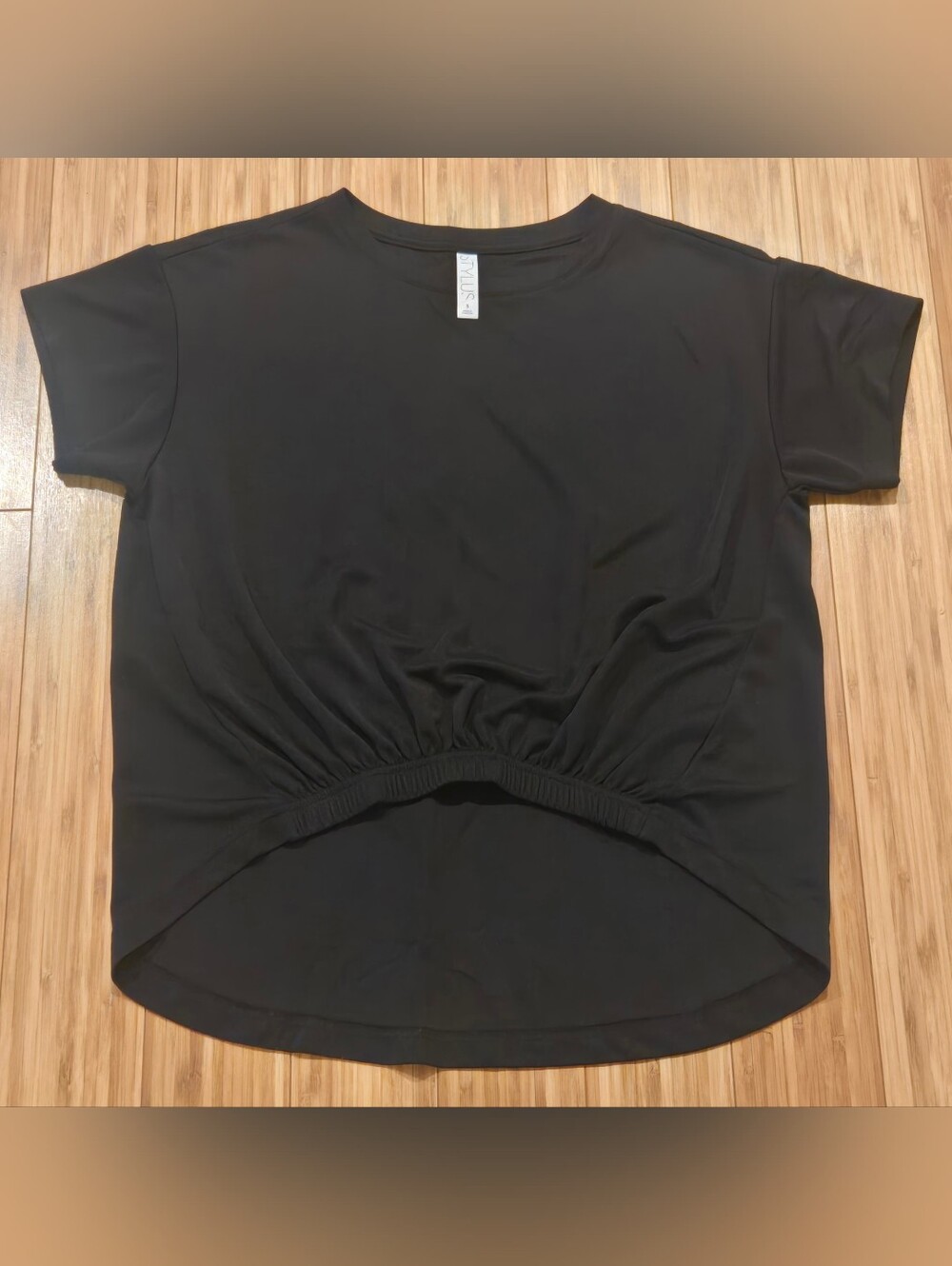 Stylus Everyday Black Cropped Elastic-Hem Tee - Women